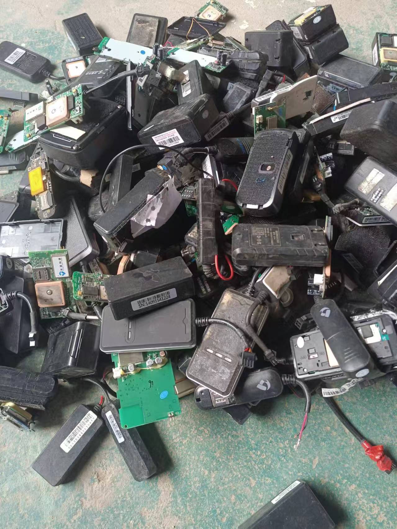 如何检测车上的定位器：全面指南