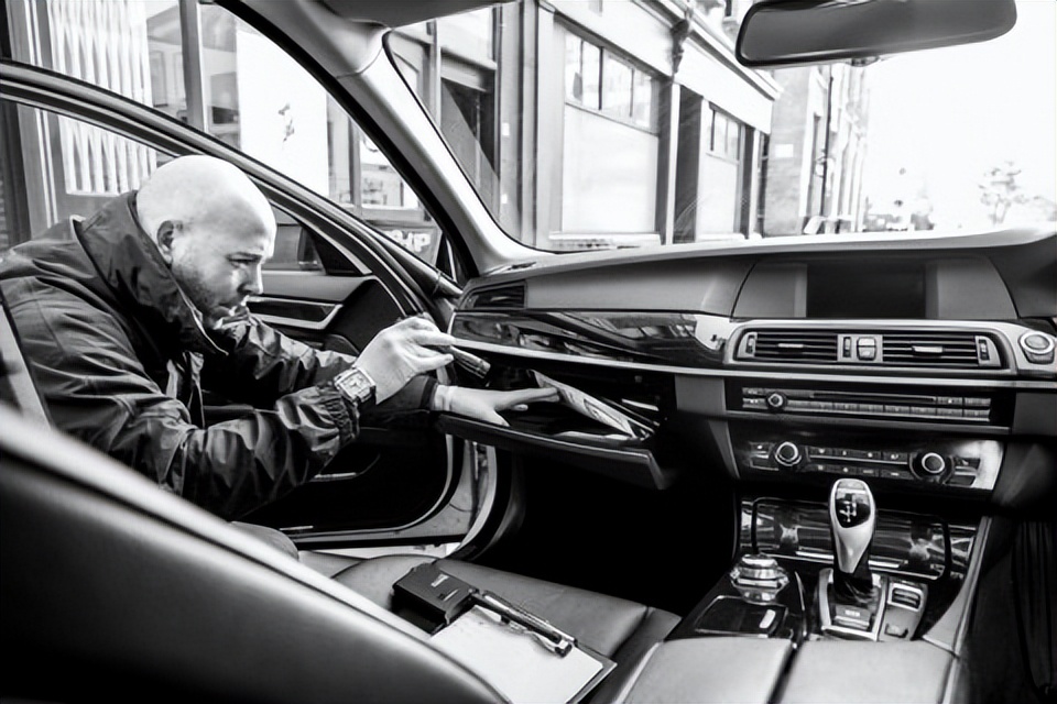 如何判断房间是否被安装了录音设备?—监听检测公司实用检测指南 如何判断房间是否被安装了录音设备?—监听检测公司实用检测指南